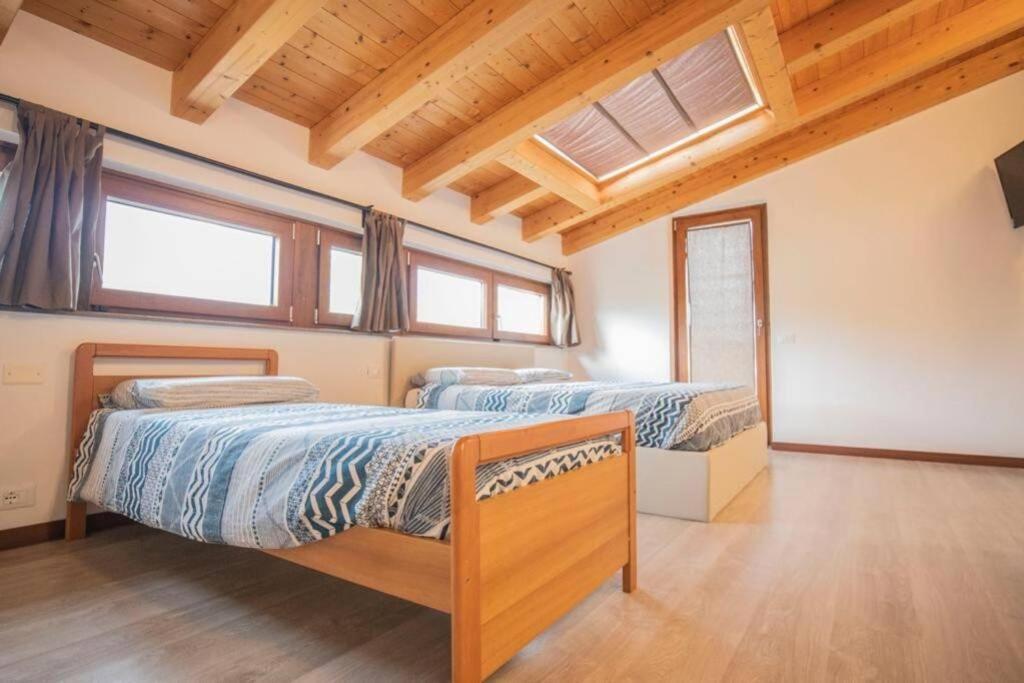 Lovely House In The Most Peacefull Place Of Градо Екстериор снимка