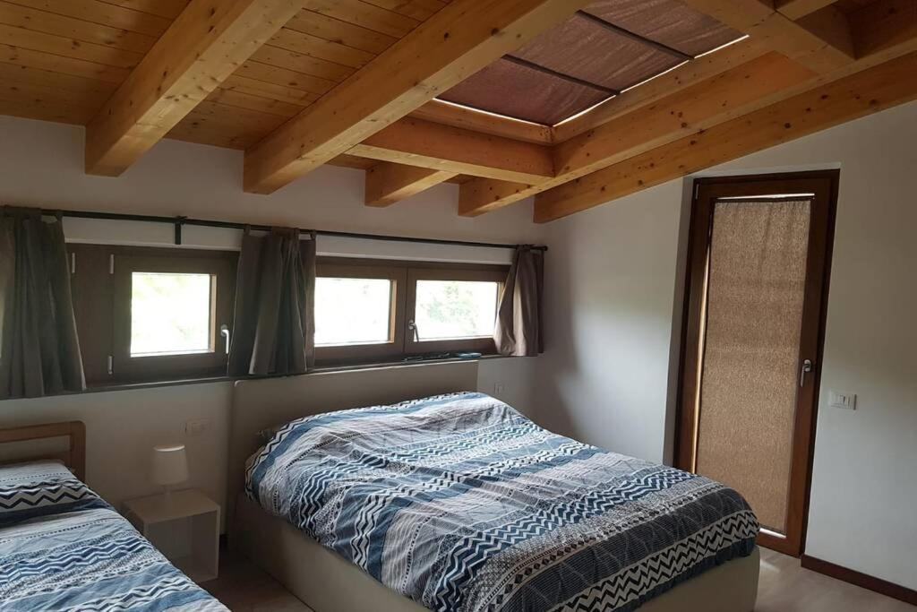 Lovely House In The Most Peacefull Place Of Градо Екстериор снимка